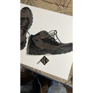 Vintage Nike ACG Gore-Tex Trail Boots Brown Black Men's size 12 barely worn